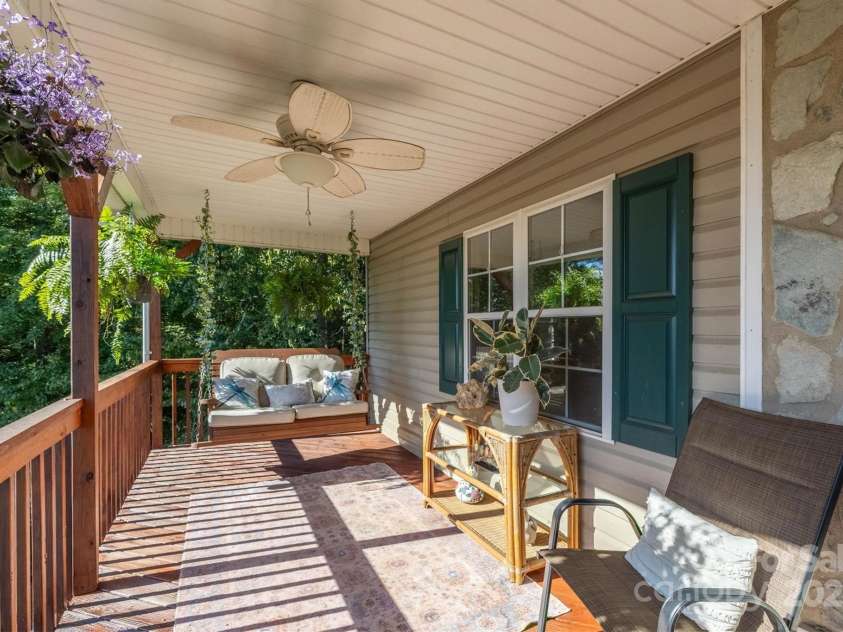 5933 Nubbin Creek Road, Lenoir, NC 28645.  MLS# CAR4299119, YatesRealty ID 5861. 