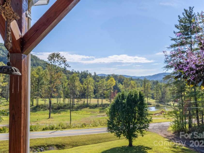 5933 Nubbin Creek Road, Lenoir, NC 28645.  MLS# CAR4299119, YatesRealty ID 5861. 