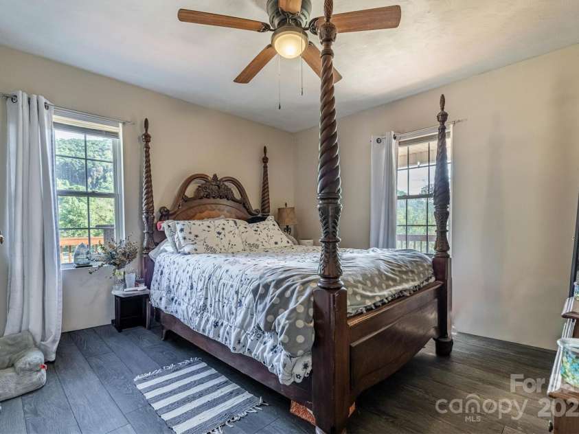 5933 Nubbin Creek Road, Lenoir, NC 28645.  MLS# CAR4299119, YatesRealty ID 5861. 