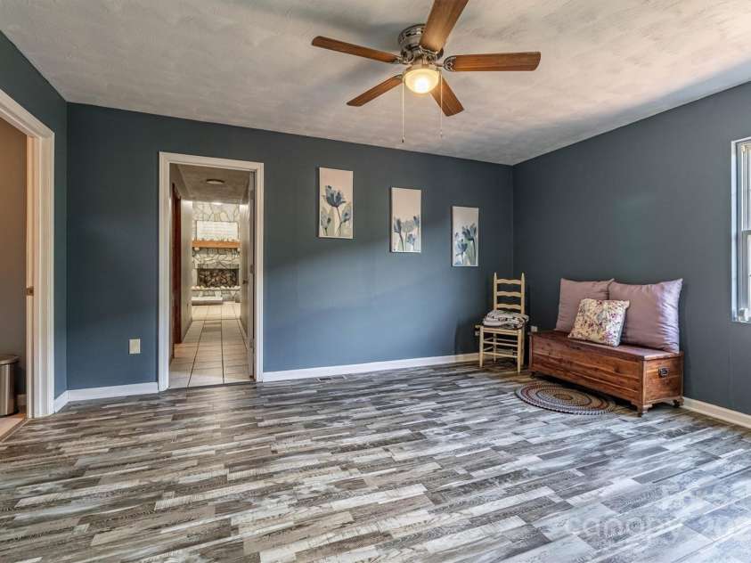 5933 Nubbin Creek Road, Lenoir, NC 28645.  MLS# CAR4299119, YatesRealty ID 5861. 