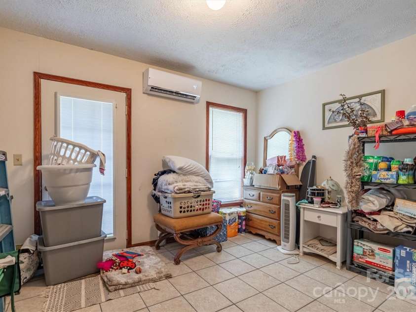 5933 Nubbin Creek Road, Lenoir, NC 28645.  MLS# CAR4299119, YatesRealty ID 5861. 