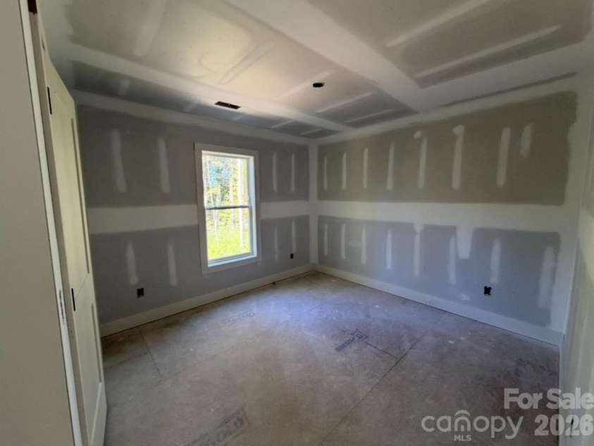963 Greensboro Extension, Lexington, NC 27292.  MLS# CAR4437753, YatesRealty ID 58610. 