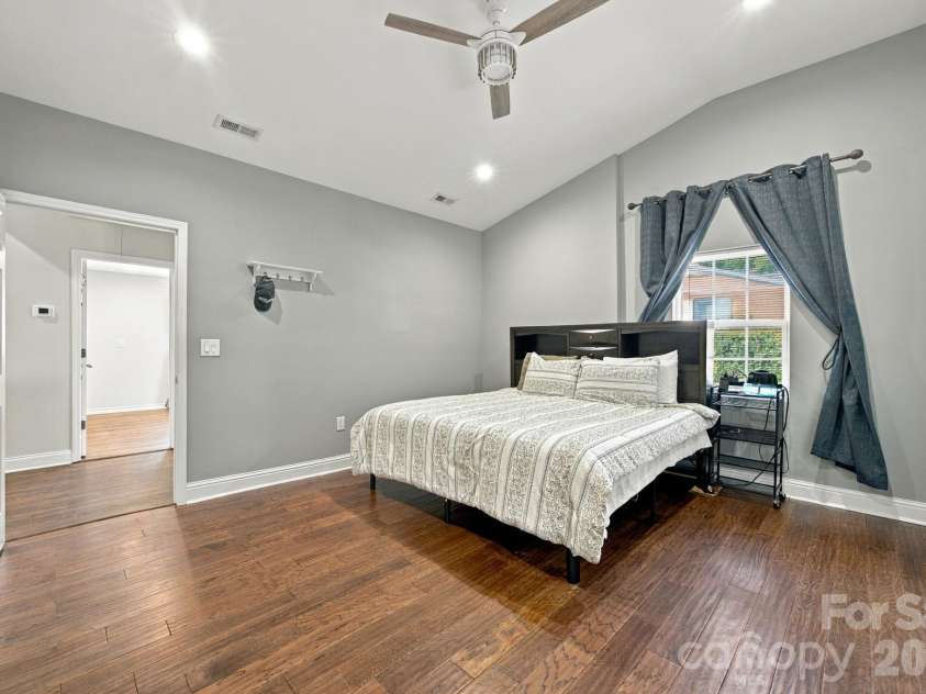 200 Walnut Street, Monroe, NC 28110.  MLS# CAR4437370, YatesRealty ID 58615. 