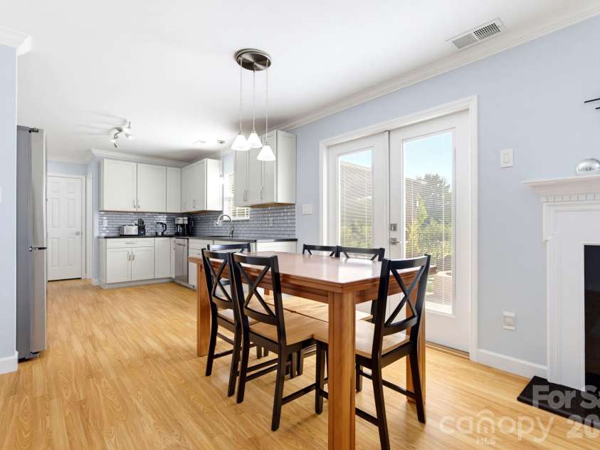 2320 Jacobs Court, Monroe, NC 28110.  MLS# CAR4436491, YatesRealty ID 58617. Dining area