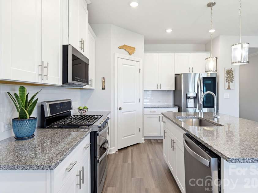 3524 Tully Avenue, Kannapolis, NC 28081.  MLS# CAR4433398, YatesRealty ID 58625. 