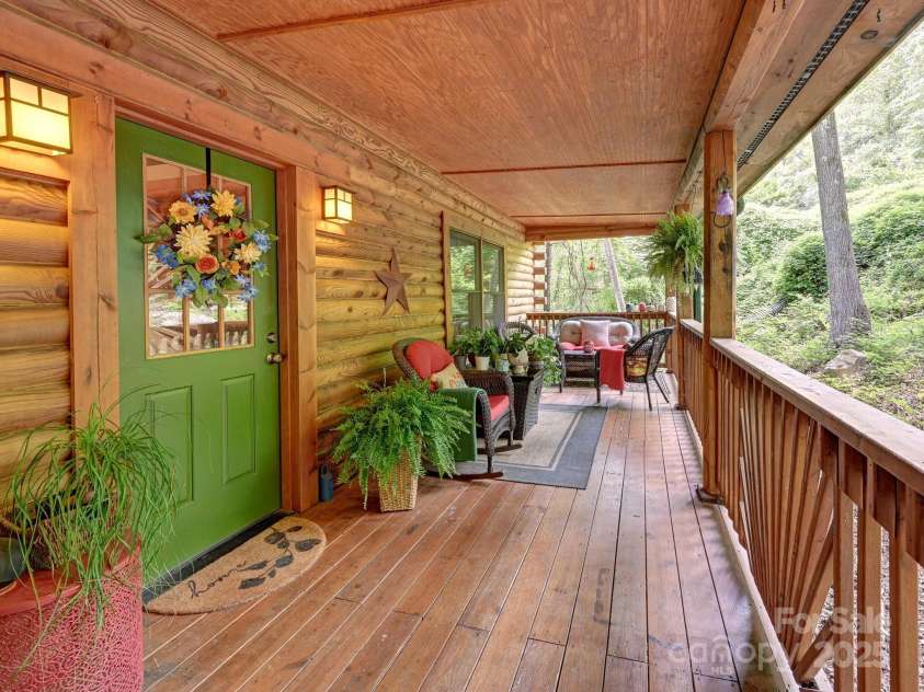 9 Azalea Terrace, Asheville, NC 28803.  MLS# CAR4227191, YatesRealty ID 5863. 