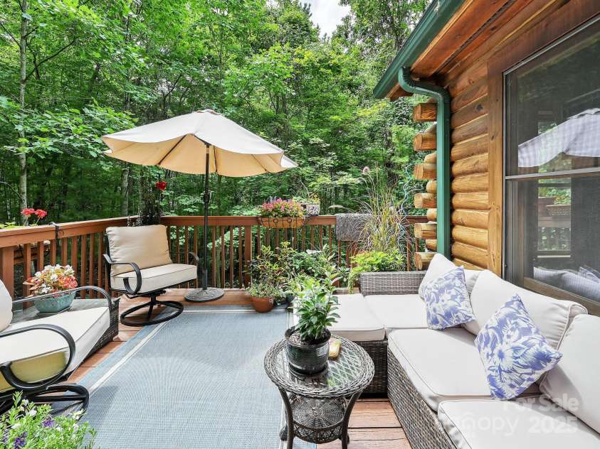 9 Azalea Terrace, Asheville, NC 28803.  MLS# CAR4227191, YatesRealty ID 5863. 