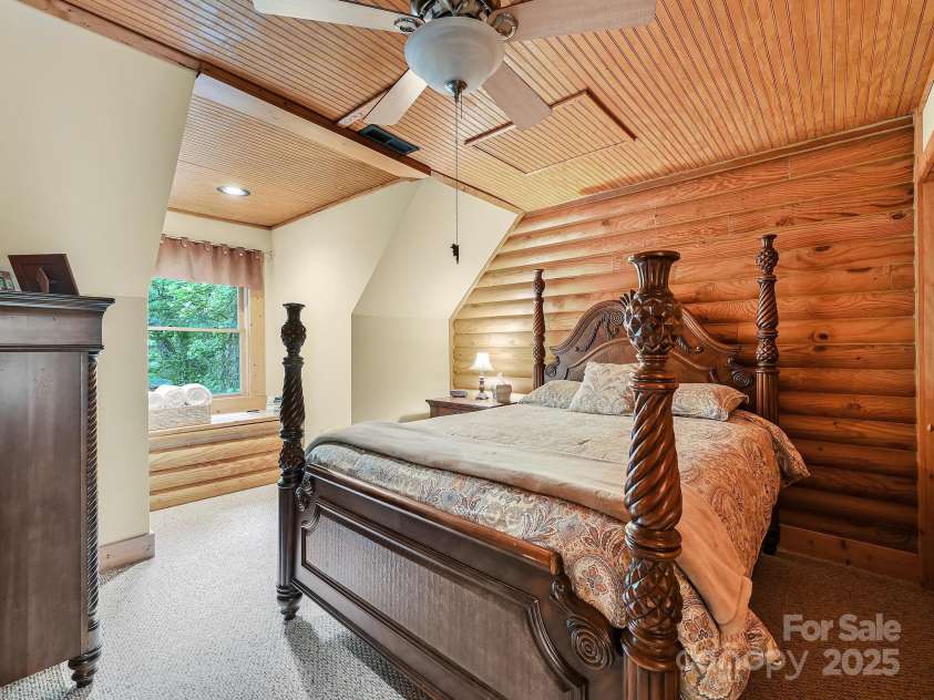 9 Azalea Terrace, Asheville, NC 28803.  MLS# CAR4227191, YatesRealty ID 5863. 