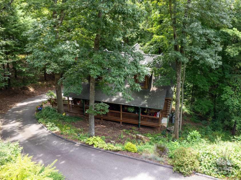 9 Azalea Terrace, Asheville, NC 28803.  MLS# CAR4227191, YatesRealty ID 5863. 