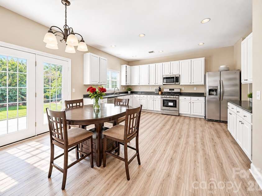 4328 Stone Mountain Drive, Gastonia, NC 28054.  MLS# CAR4437615, YatesRealty ID 58635. 