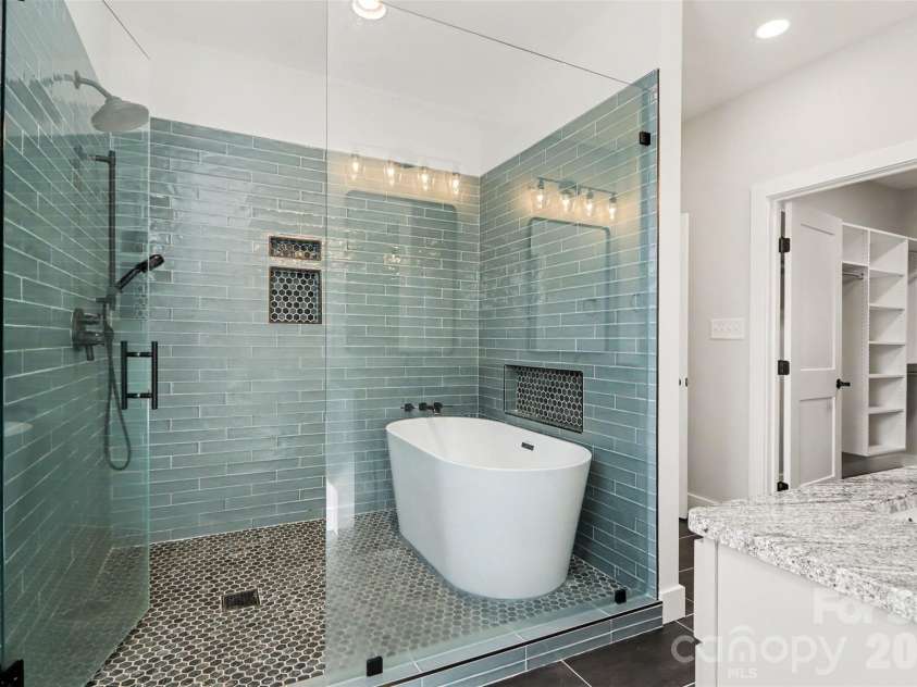 110 Grove Hill Trail, Mooresville, NC 28117.  MLS# CAR4435385, YatesRealty ID 58640. 