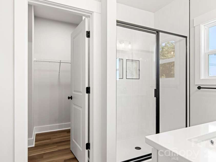 4665 Riverside Road, Lancaster, SC 29720.  MLS# CAR4437789, YatesRealty ID 58648. Custom shower tile inserts