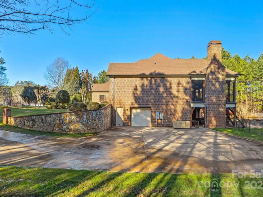 1024 Adkins Road, York, SC 29745.  MLS# CAR4213305, YatesRealty ID 5865. 