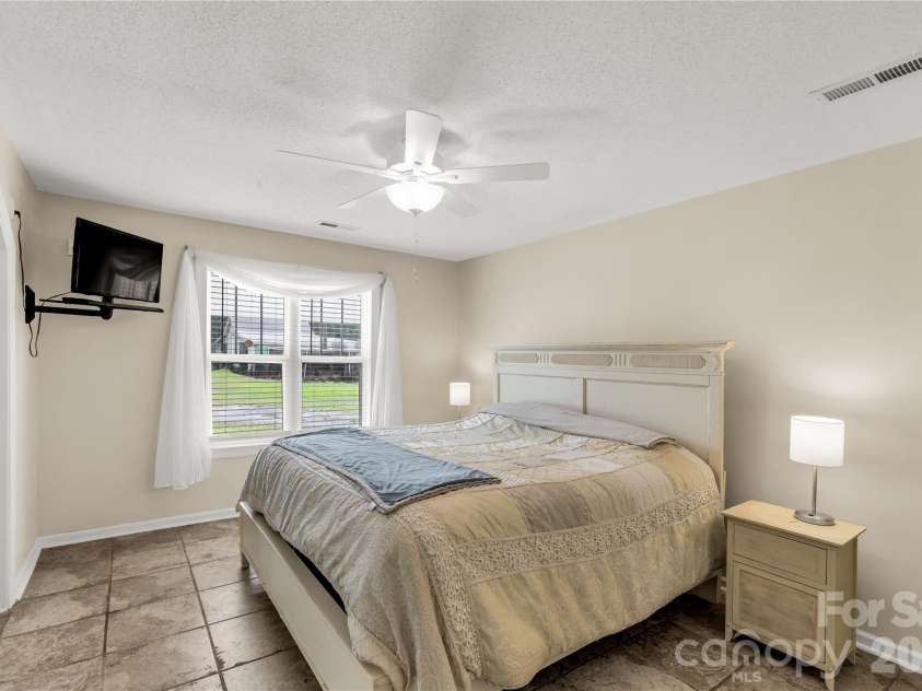 2538 Old Camden Highway, Lancaster, SC 29720.  MLS# CAR4309045, YatesRealty ID 5865. 2nd Bed Room
