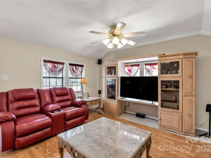 2538 Old Camden Highway, Lancaster, SC 29720.  MLS# CAR4309045, YatesRealty ID 5865. 