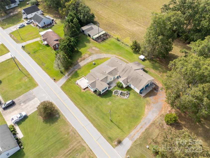 2538 Old Camden Highway, Lancaster, SC 29720.  MLS# CAR4309045, YatesRealty ID 5865. 