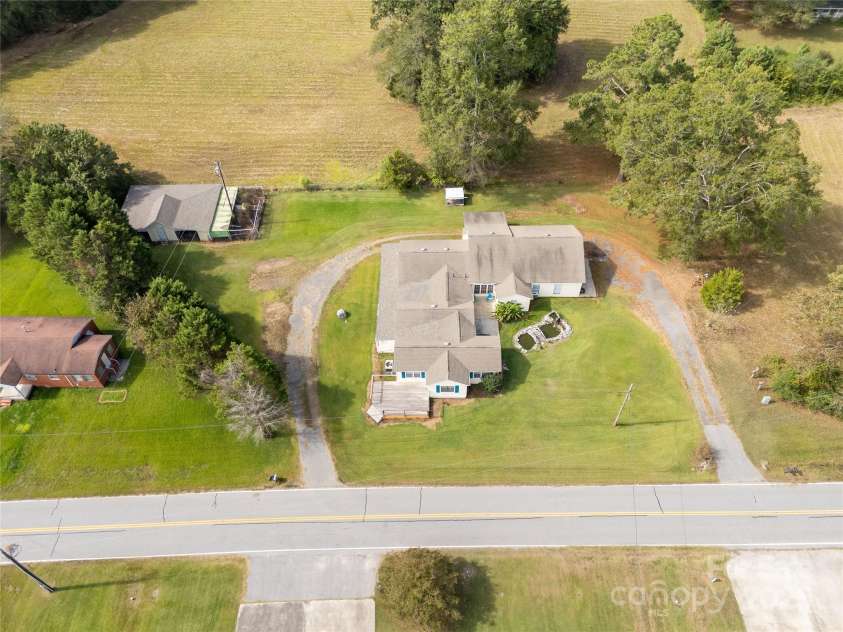 2538 Old Camden Highway, Lancaster, SC 29720.  MLS# CAR4309045, YatesRealty ID 5865. 