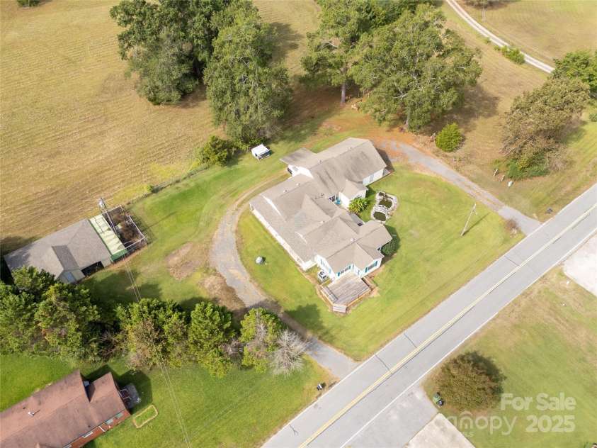 2538 Old Camden Highway, Lancaster, SC 29720.  MLS# CAR4309045, YatesRealty ID 5865. 