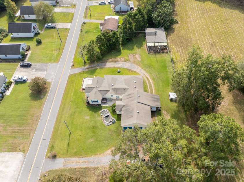 2538 Old Camden Highway, Lancaster, SC 29720.  MLS# CAR4309045, YatesRealty ID 5865. 