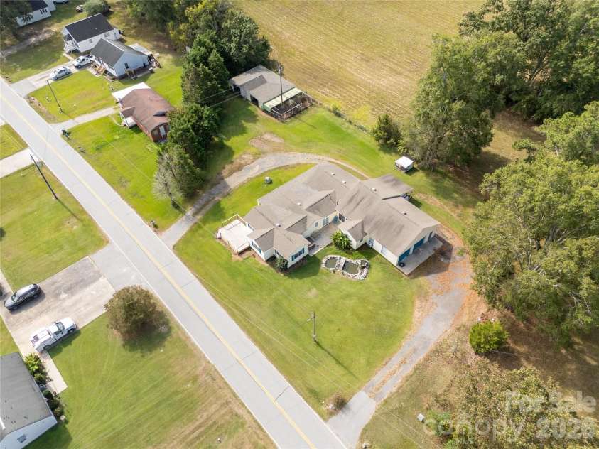 2538 Old Camden Highway, Lancaster, SC 29720.  MLS# CAR4309045, YatesRealty ID 5865. 