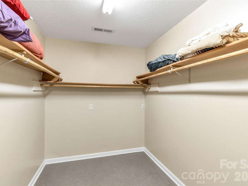 2538 Old Camden Highway, Lancaster, SC 29720.  MLS# CAR4309045, YatesRealty ID 5865. Walk in Closet