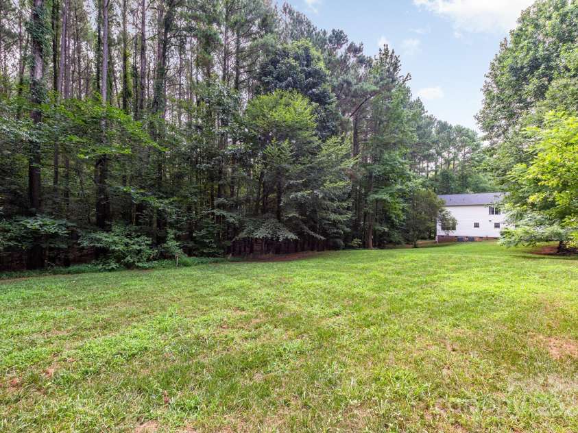 7025 Ridgeway Road, Stanley, NC 28164.  MLS# CAR4237157, YatesRealty ID 5866. 
