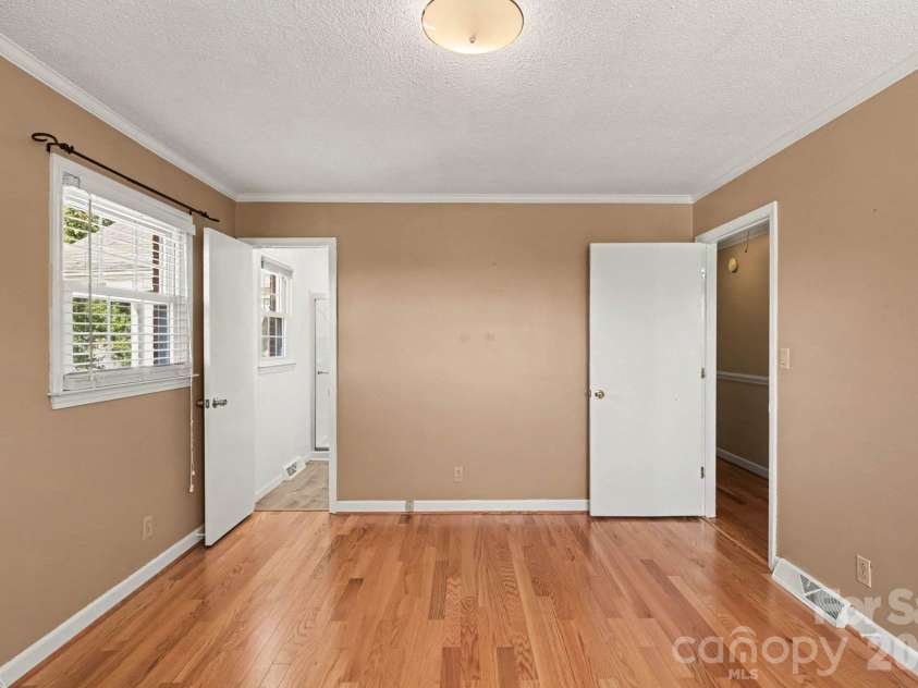 729 Redland Road, Advance, NC 27006.  MLS# CAR4437784, YatesRealty ID 58660. 