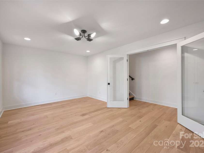3113 Colyer Place, Charlotte, NC 28205.  MLS# CAR4214772, YatesRealty ID 5867. Guest room/ Rec room