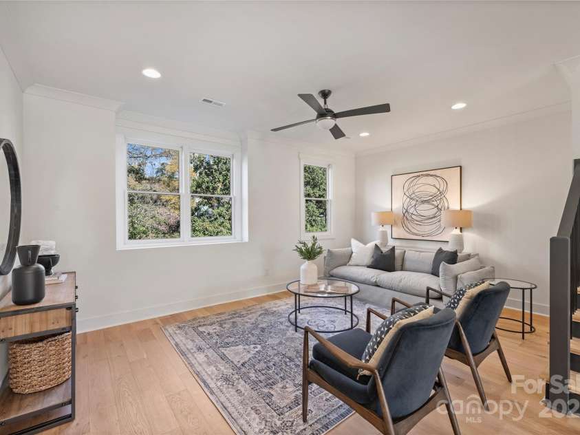 3113 Colyer Place, Charlotte, NC 28205.  MLS# CAR4214772, YatesRealty ID 5867. Living Room