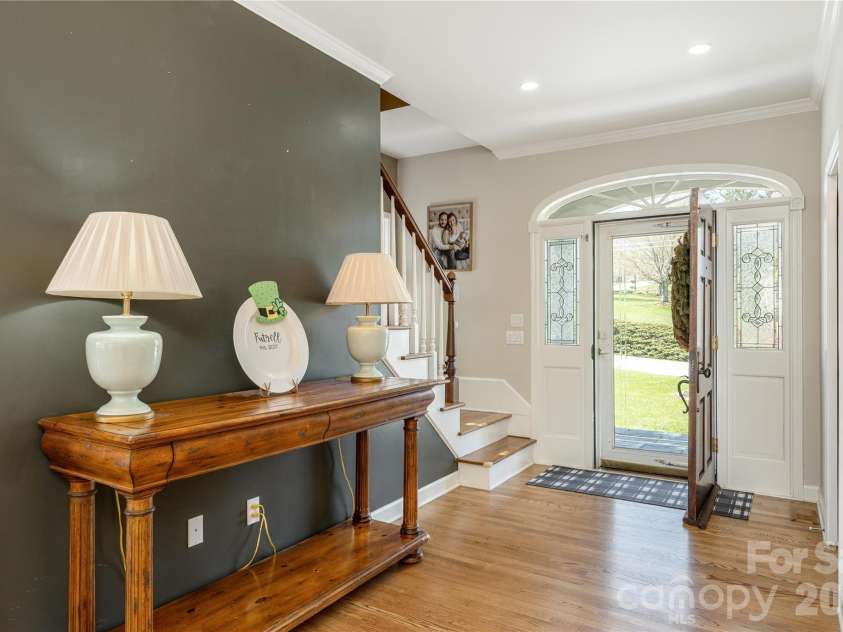 102 Brookhollow Drive, Flat Rock, NC 28731.  MLS# CAR4369070, YatesRealty ID 58679. 