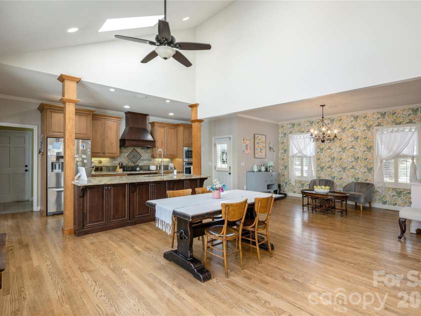 102 Brookhollow Drive, Flat Rock, NC 28731.  MLS# CAR4369070, YatesRealty ID 58679. 