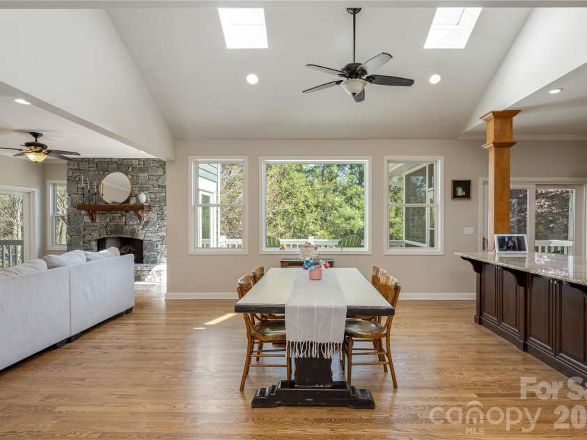 102 Brookhollow Drive, Flat Rock, NC 28731.  MLS# CAR4369070, YatesRealty ID 58679. 