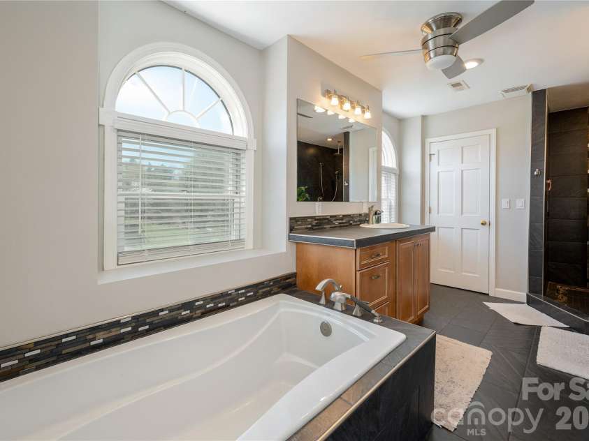 102 Brookhollow Drive, Flat Rock, NC 28731.  MLS# CAR4369070, YatesRealty ID 58679. 