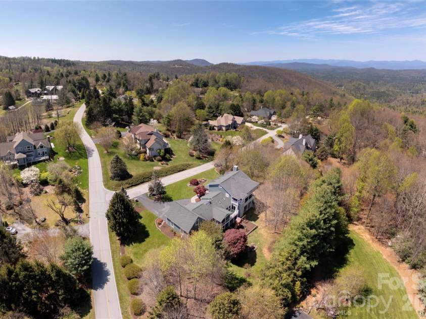 102 Brookhollow Drive, Flat Rock, NC 28731.  MLS# CAR4369070, YatesRealty ID 58679. 