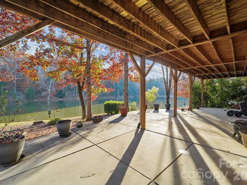 131 Spring Branch Road, Fort Mill, SC 29715.  MLS# CAR4335256, YatesRealty ID 5868. 