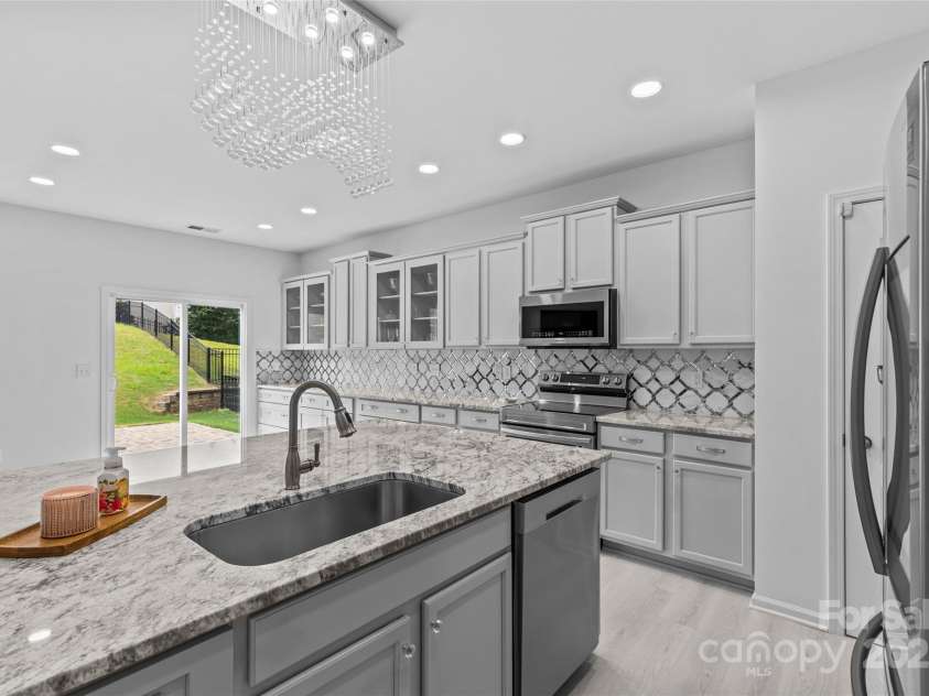 3008 Dundee Lane, Fort Mill, SC 29707.  MLS# CAR4223357, YatesRealty ID 5868. 