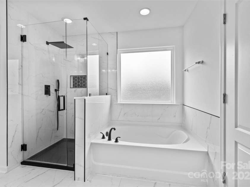3008 Dundee Lane, Fort Mill, SC 29707.  MLS# CAR4223357, YatesRealty ID 5868. 