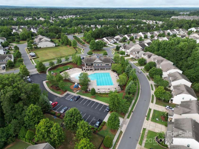 3008 Dundee Lane, Fort Mill, SC 29707.  MLS# CAR4223357, YatesRealty ID 5868. 
