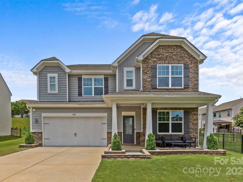 3008 Dundee Lane, Fort Mill, SC 29707.  MLS# CAR4223357, YatesRealty ID 5868. 