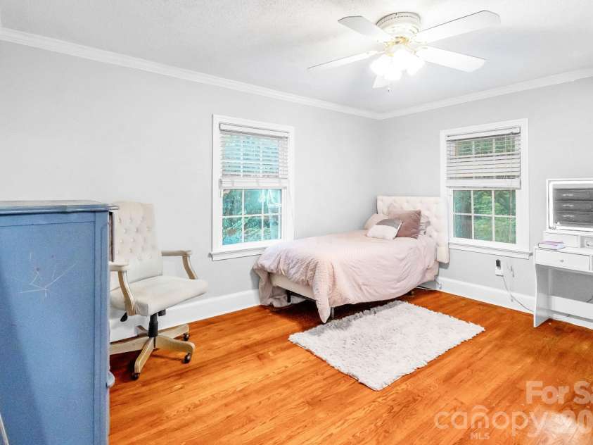422 Winterwood Road, Kershaw, SC 29067.  MLS# CAR4437965, YatesRealty ID 58682. 