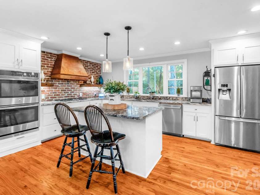 422 Winterwood Road, Kershaw, SC 29067.  MLS# CAR4437965, YatesRealty ID 58682. 