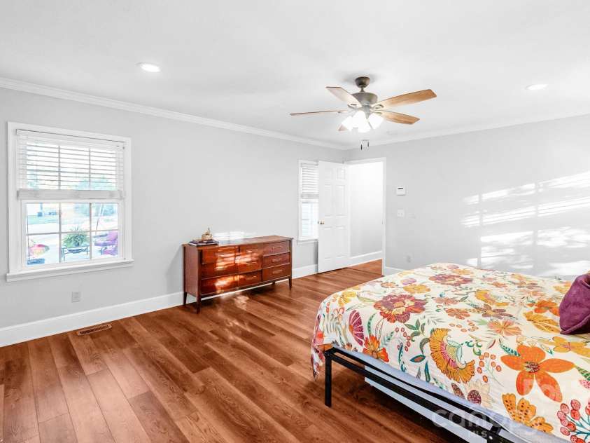 422 Winterwood Road, Kershaw, SC 29067.  MLS# CAR4437965, YatesRealty ID 58682. 