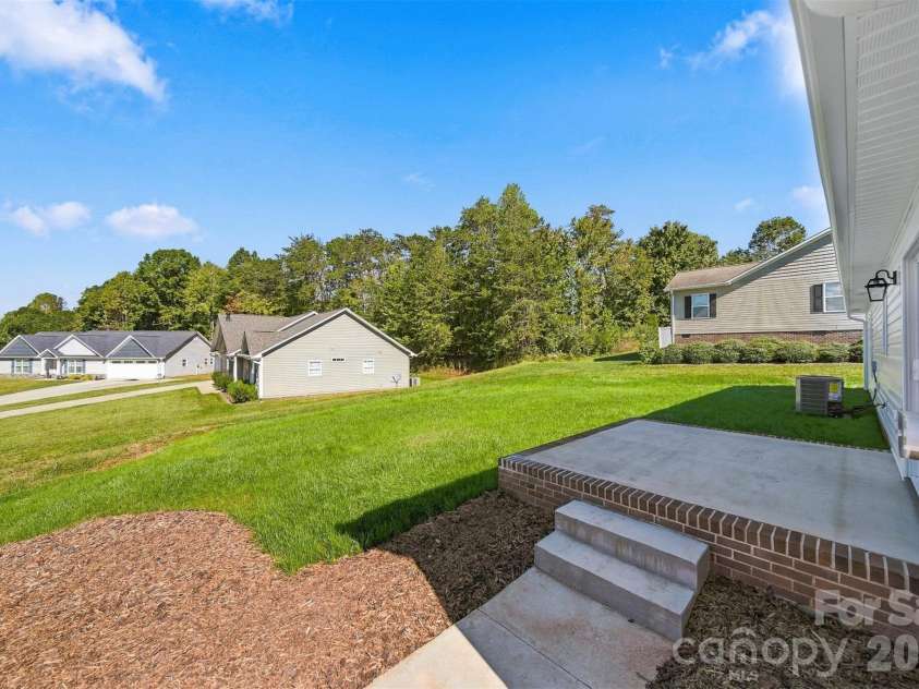 220 Abee Street, Morganton, NC 28655.  MLS# CAR4432856, YatesRealty ID 58684. 