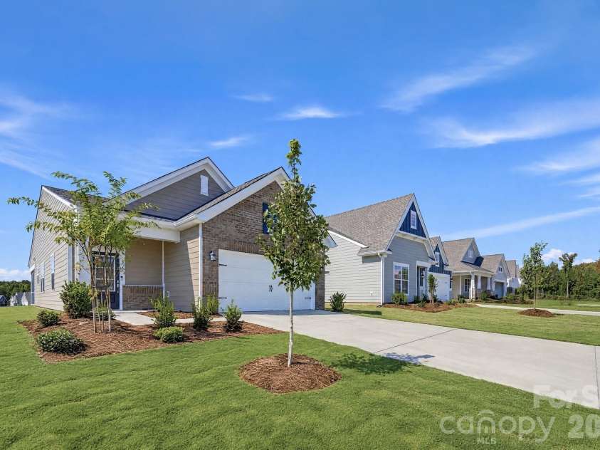 395 Waxhaw Village Road, Lancaster, SC 29720.  MLS# CAR4437984, YatesRealty ID 58687. 