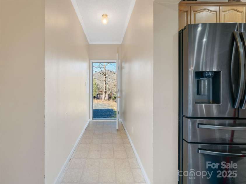 370 Wilson Road, Bakersville, NC 28705.  MLS# CAR4220235, YatesRealty ID 5869. 