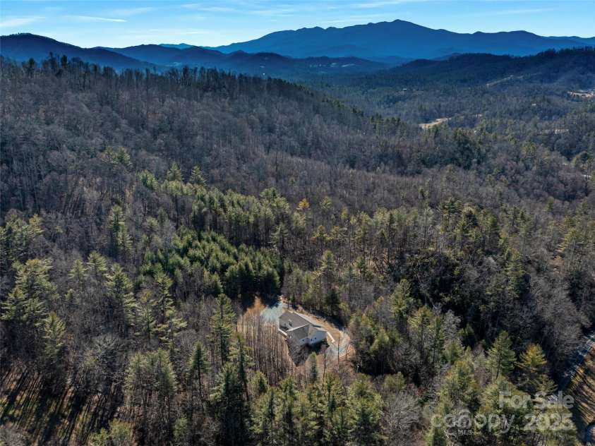 370 Wilson Road, Bakersville, NC 28705.  MLS# CAR4220235, YatesRealty ID 5869. 