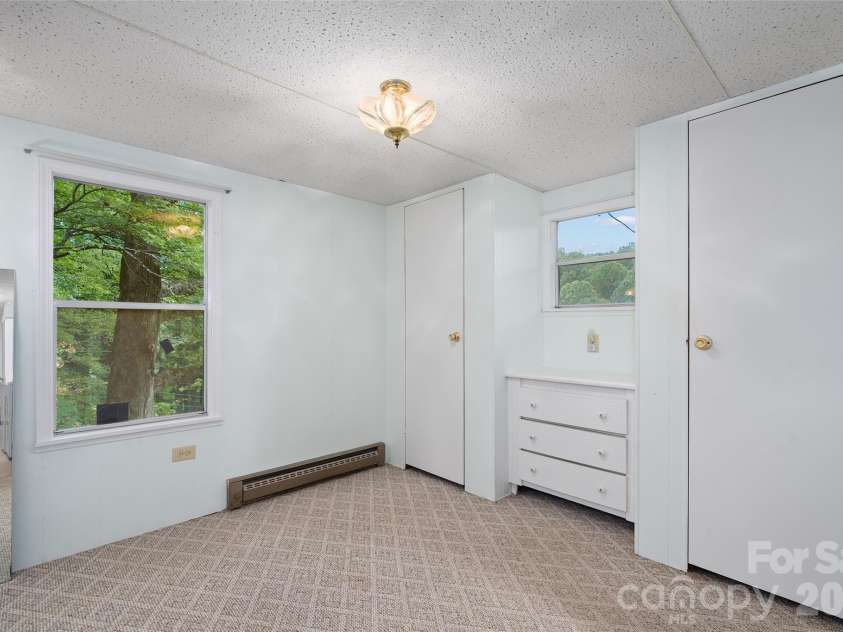 67 Quartz Lane, Balsam, NC 28707.  MLS# CAR4427799, YatesRealty ID 5869. 