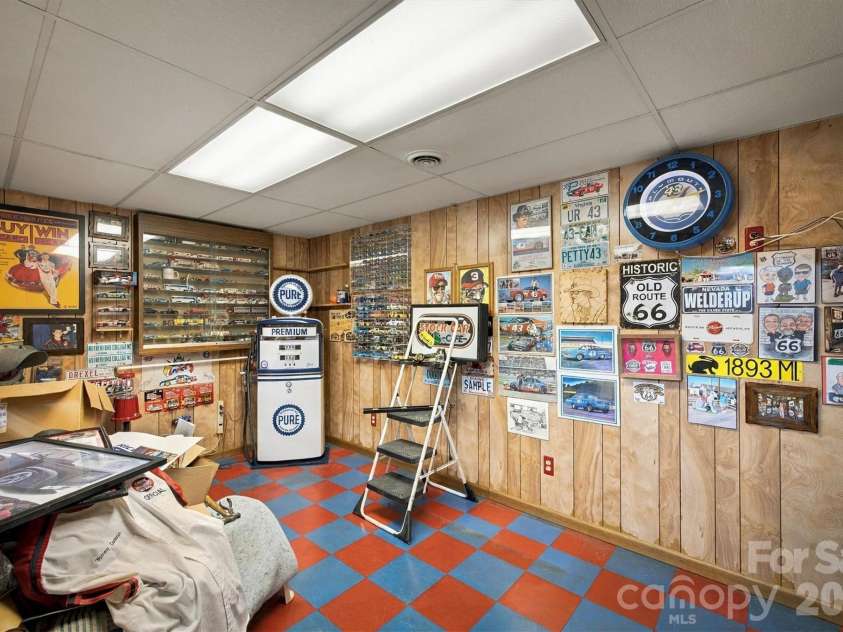 2674 US 70 Highway, Morganton, NC 28655.  MLS# CAR4438020, YatesRealty ID 58697. 