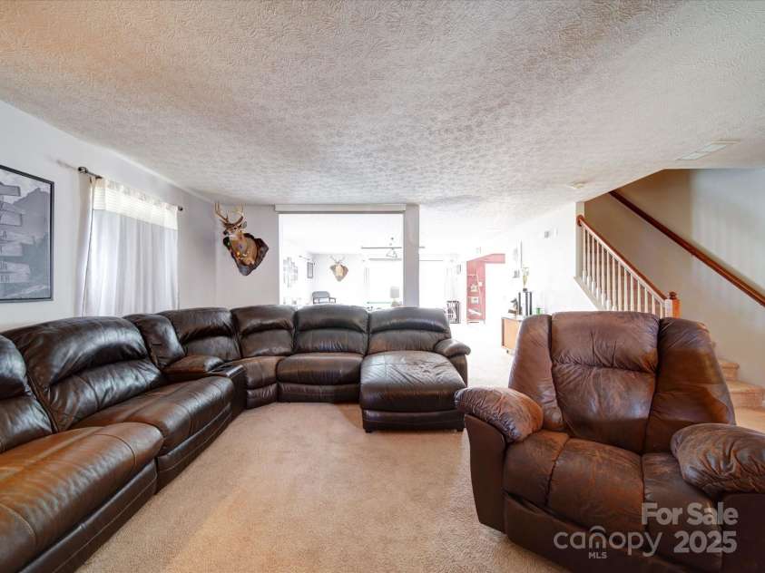 3841 Shasta Circle, Clover, SC 29710.  MLS# CAR4224933, YatesRealty ID 587. 