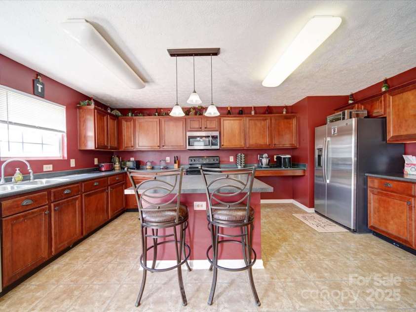 3841 Shasta Circle, Clover, SC 29710.  MLS# CAR4224933, YatesRealty ID 587. 